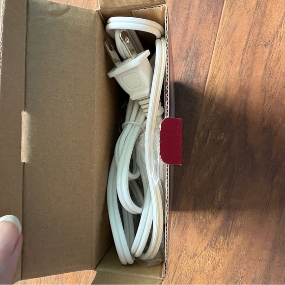 New Beverage Warmer - Picture 5 of 6